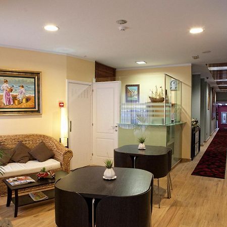 Pension Jade Castro Urdiales Exterior photo